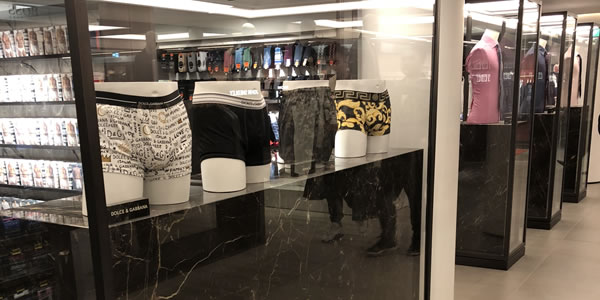 Top End Fashion House Displays